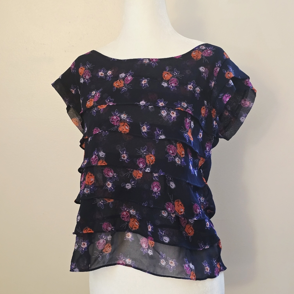 American Eagle Outfitters Women's Medium Navy Floral Ruffle Blouse